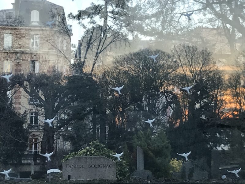 Cimetière du Père Lachaise au coucher du soleil