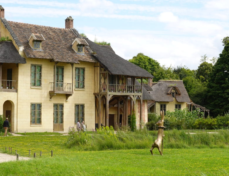 Les Lalanne à Versailles : l’occasion de re visiter le hameau de la Reine